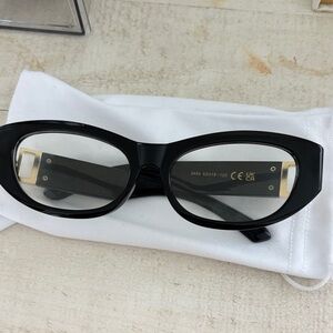 Black clear lense glasses 😍